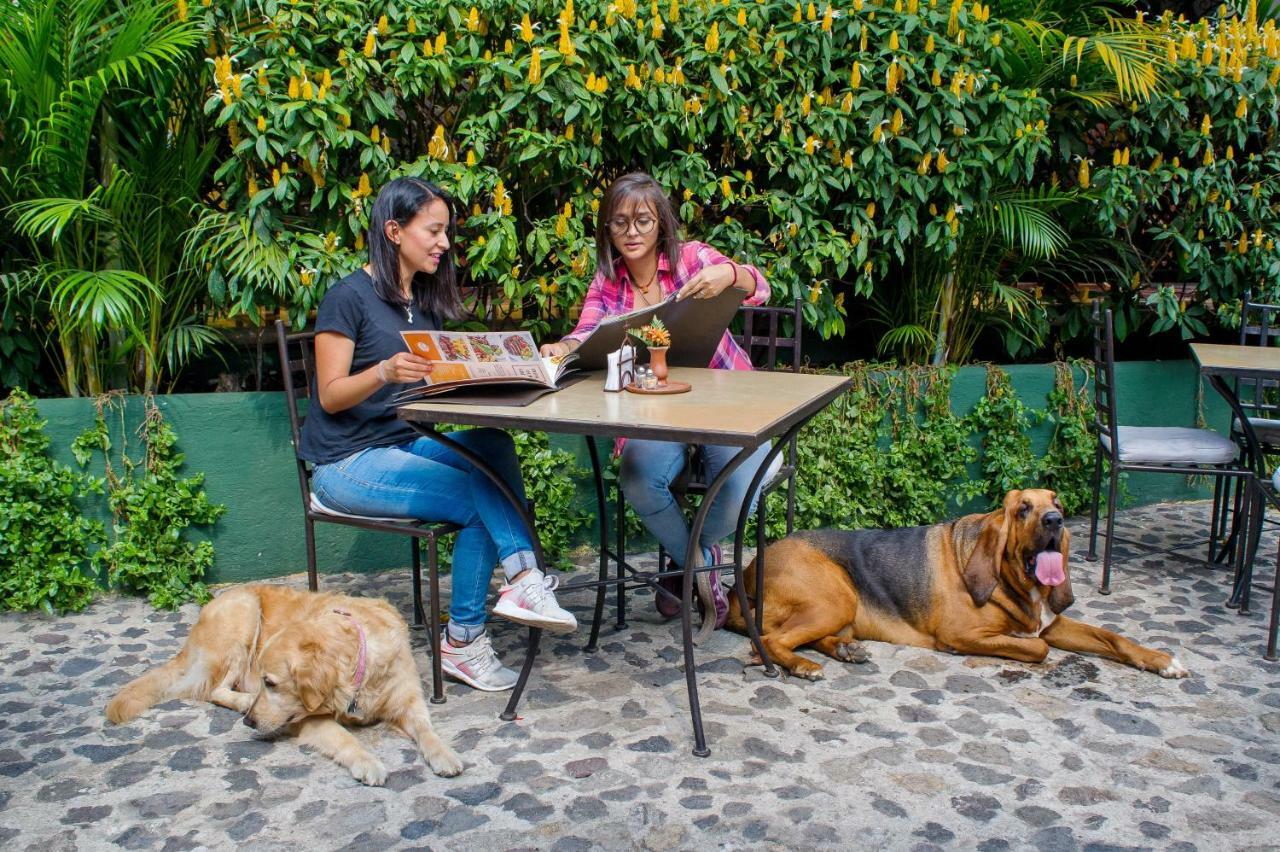 Hotel Convento Santa Catalina By Ahs Antigua Exterior foto